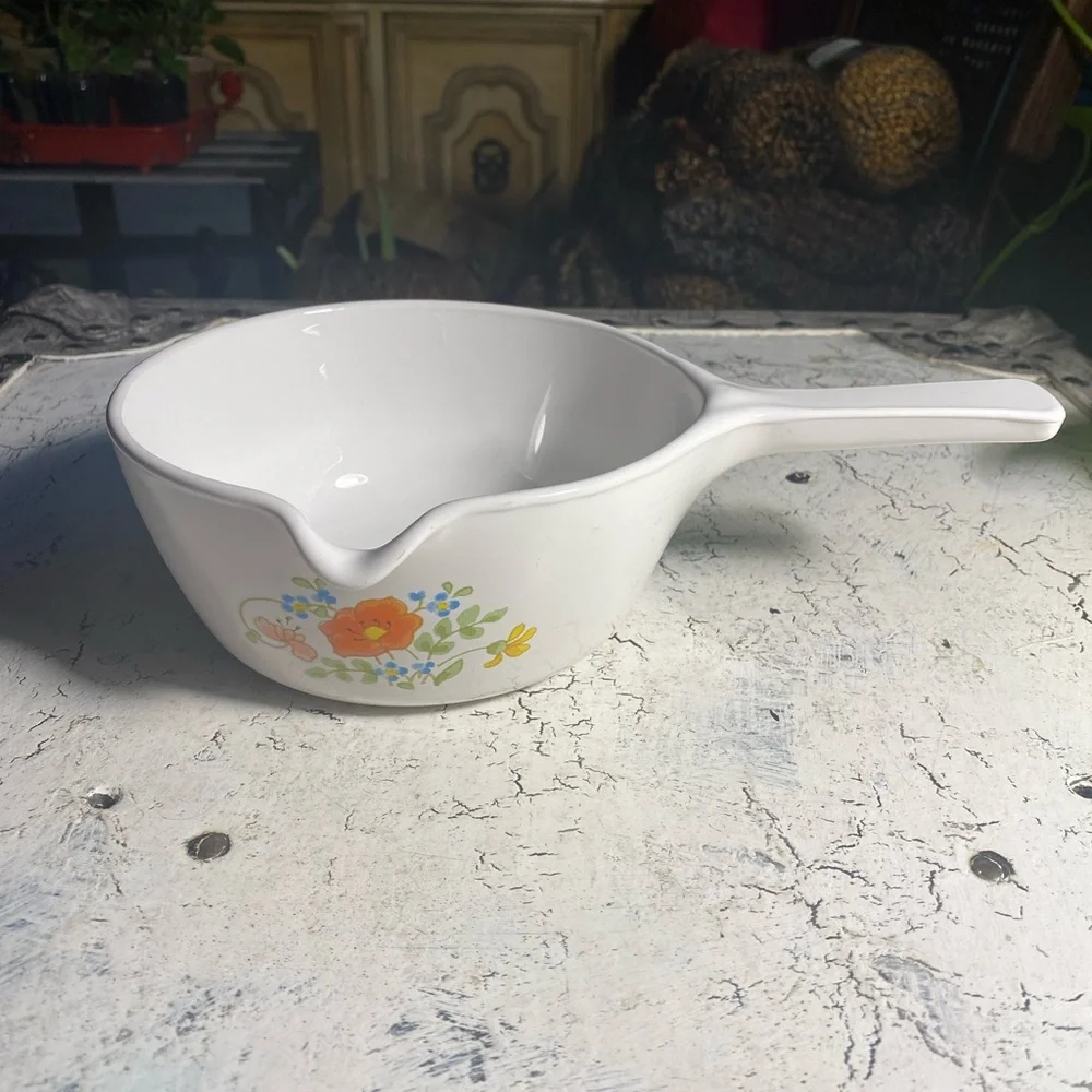 Corning Ware Wildflower 2.5 Cup P-89-B Sauce Pan